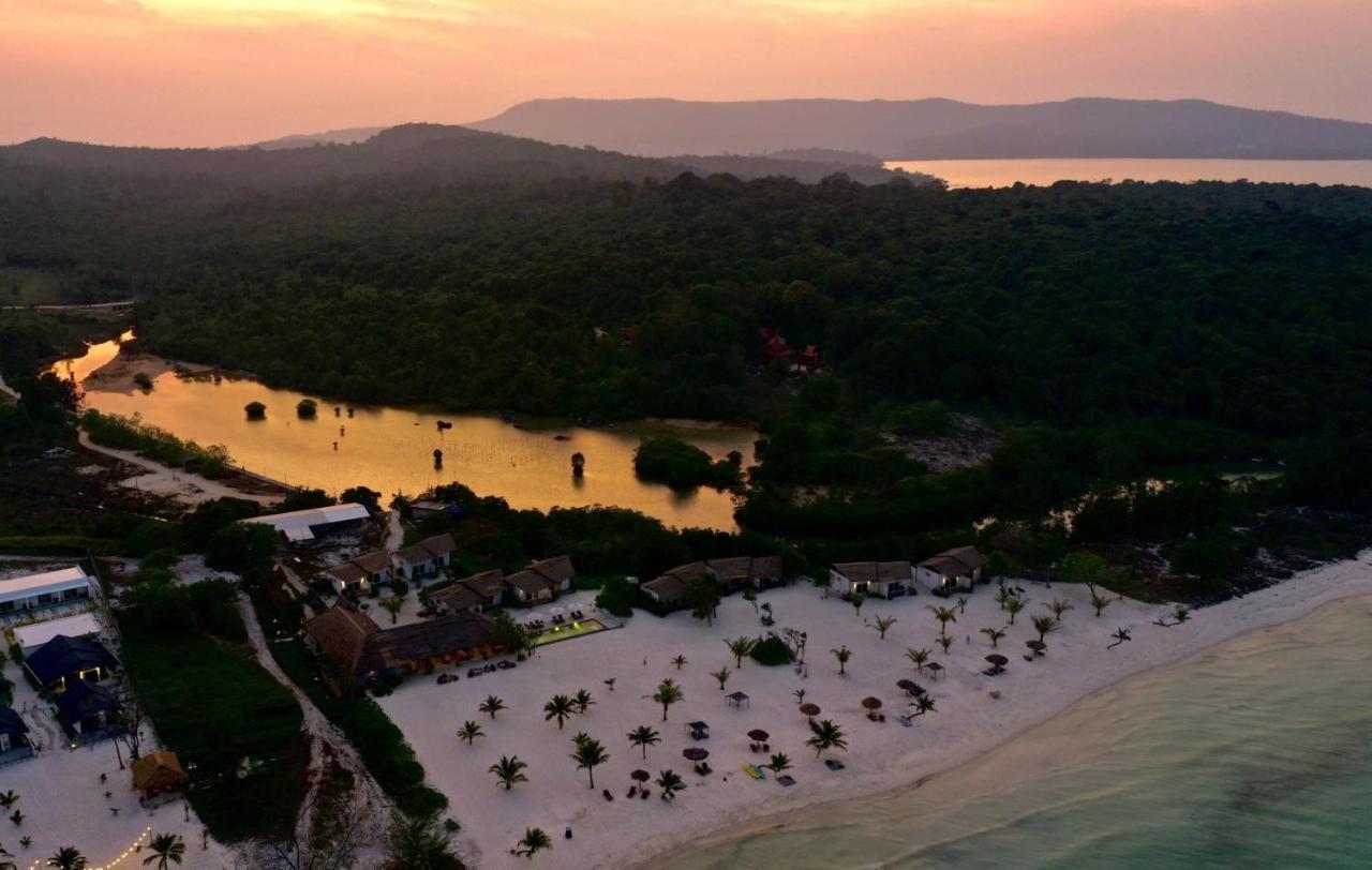 The Secret Garden Koh Rong Hotel Pagoda Beach Eksteriør billede